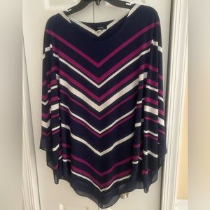 Alfani tunic - scoop neck, v stripes with uneven bottom. Navy, white, fuchsia.